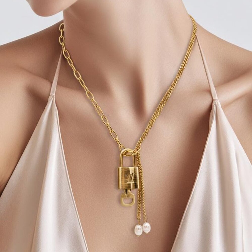 Stainless Steel Gold-Plated Necklace with Authentic Louis Vuitton Padlock - Picture 3 of 15